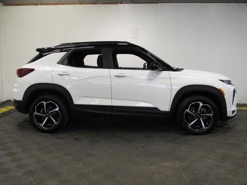 Summit White 2023 Chevrolet Trailblazer RS