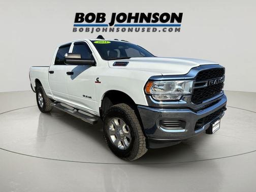 Bright White Clearcoat 2021 RAM 2500 Tradesman Crew Cab 4x4 6'4' Box