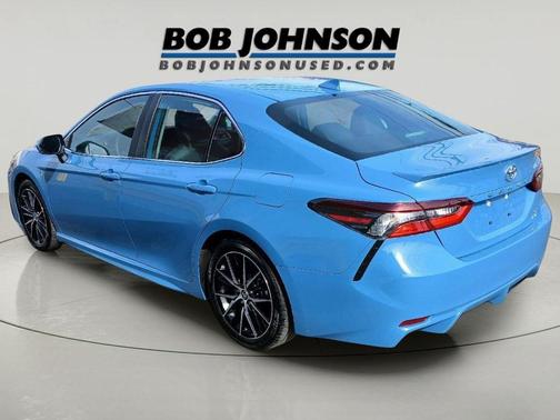 Cavalry Blue 2024 Toyota Camry SE