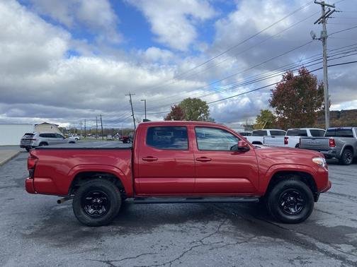 2023 Toyota Tacoma SR