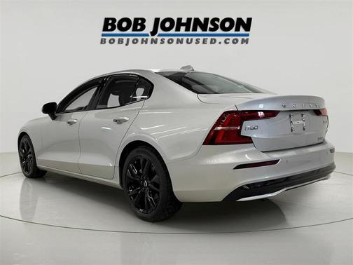 2025 Volvo S60 B5 Core