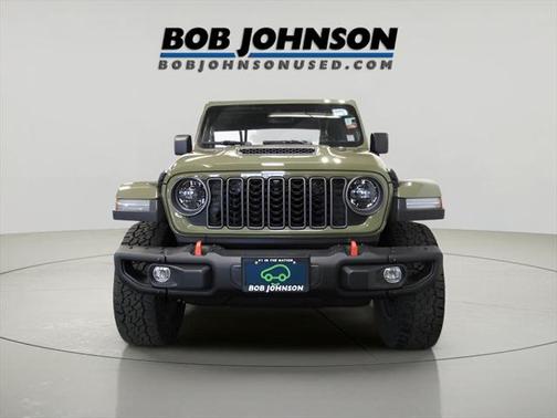 2025 Jeep Gladiator Mojave X