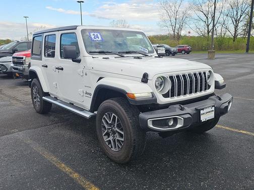 Bright White 2024 Jeep Wrangler 4-Door Sahara