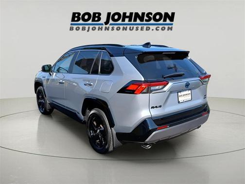 2021 Toyota RAV4 Hybrid SE