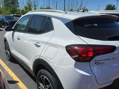 Summit White 2023 Buick Encore GX Select
