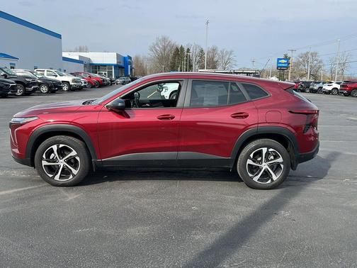 Crimson Metallic 2024 Chevrolet Trax FWD 1RS