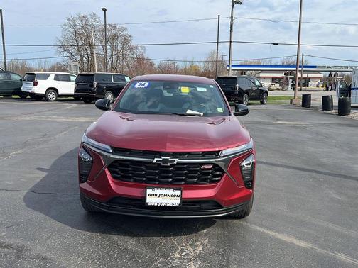 Crimson Metallic 2024 Chevrolet Trax FWD 1RS