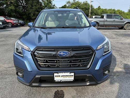 Horizon Blue Pearl 2024 Subaru Forester Premium