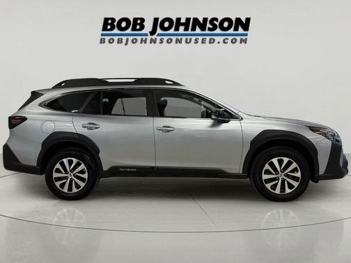 Ice Silver Metallic 2023 Subaru Outback Premium