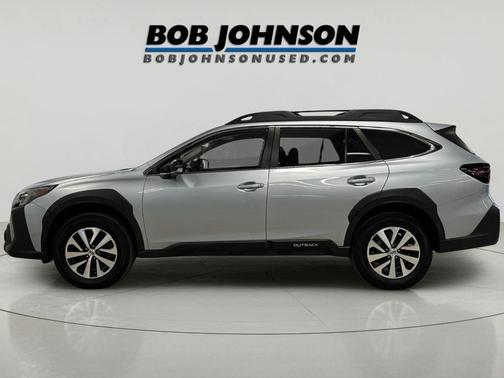 Ice Silver Metallic 2023 Subaru Outback Premium