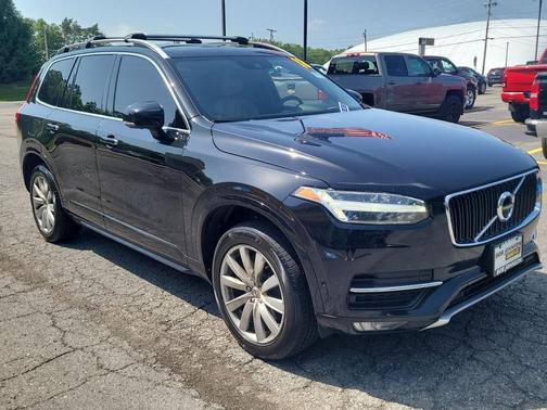 Onyx Black Metallic 2018 Volvo XC90 T6 Momentum