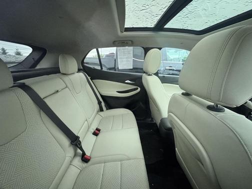 White Frost Tricoat 2023 Buick Encore GX Essence