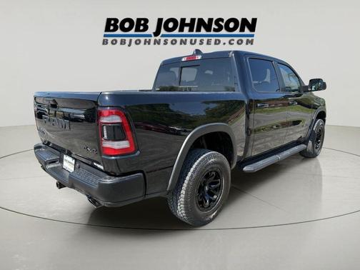 Diamond Black Crystal Pearl 2021 RAM 1500 Rebel