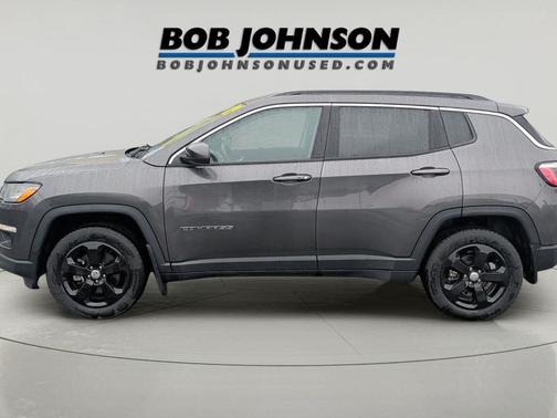 Granite Crystal Metallic Clearcoat 2019 Jeep Compass Latitude