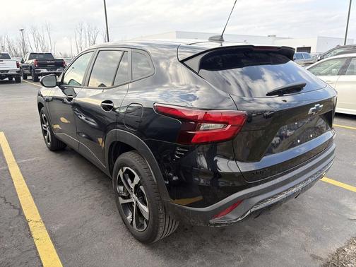 2025 Chevrolet Trax FWD 1RS