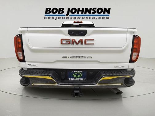 Summit White 2022 GMC Sierra 2500 SLE