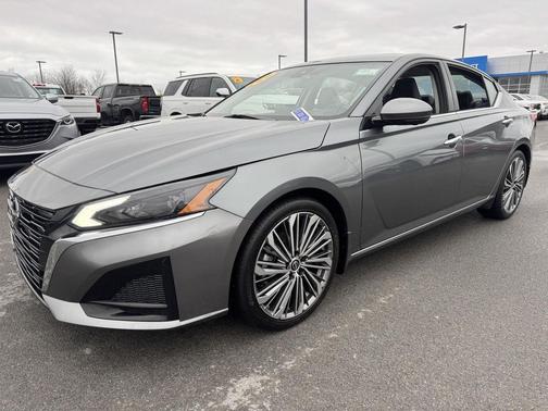 2023 Nissan Altima 2.5 SL