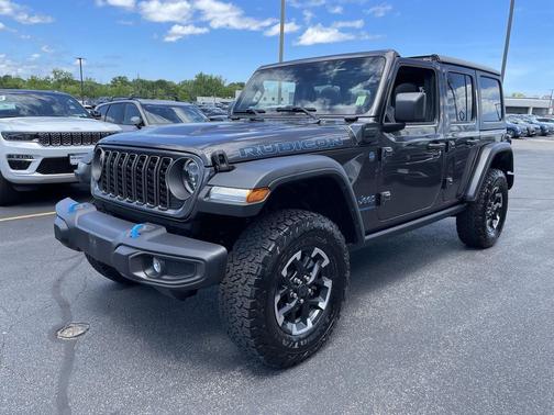 Granite Crystal Metallic Clearcoat 2025 Jeep Wrangler 4xe Rubicon