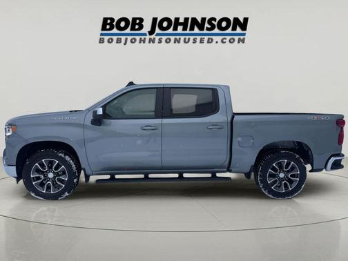 Sterling Gray Metallic 2023 Chevrolet Silverado 1500 LT