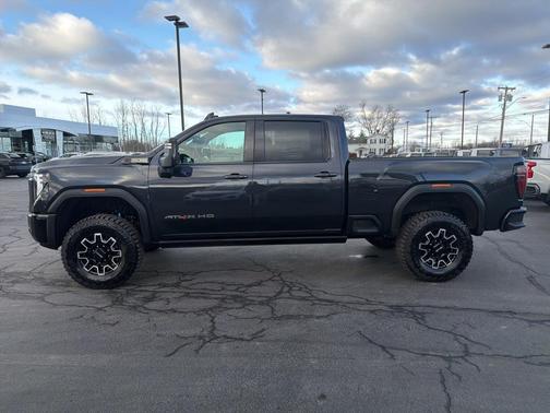 2025 GMC Sierra 2500 AT4X