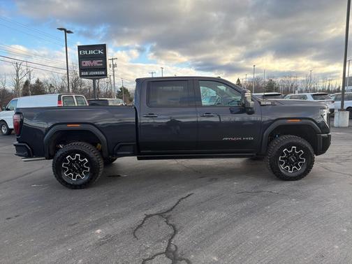 2025 GMC Sierra 2500 AT4X