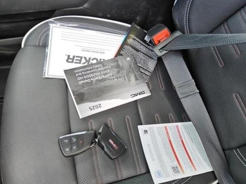 2025 GMC Sierra 2500 AT4