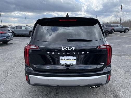 Ebony Black 2024 Kia Telluride S