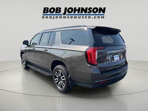 2021 GMC Yukon XL 4WD AT4