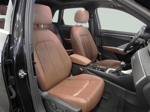 2022 Audi Q3 40 Premium