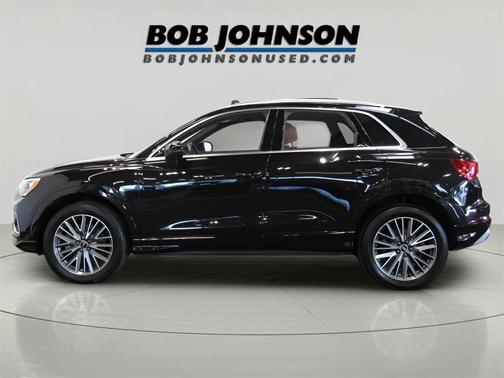2022 Audi Q3 40 Premium
