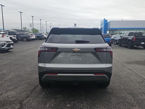 Sterling Gray Metallic 2025 Chevrolet Equinox 1LT