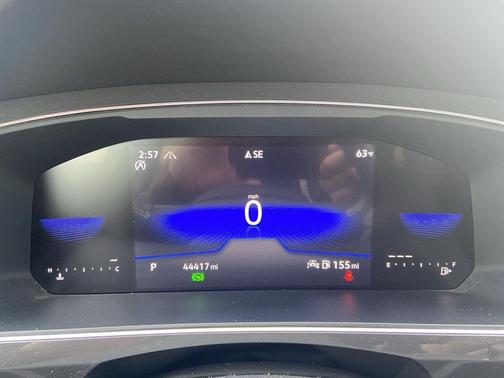 Opal White Pearl 2023 Volkswagen Tiguan 2.0T SE 4MOTION