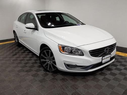 WHITE 2015 Volvo S60 T5 Premier