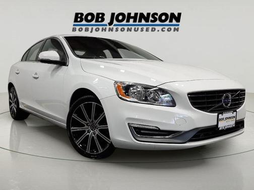 WHITE 2015 Volvo S60 T5 Premier