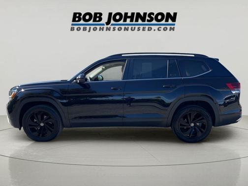 2022 Volkswagen Atlas 2.0T SE w/Technology 4MOTION