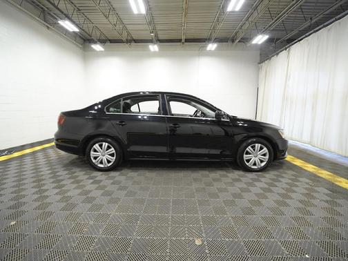 Black 2017 Volkswagen Jetta 1.4T S