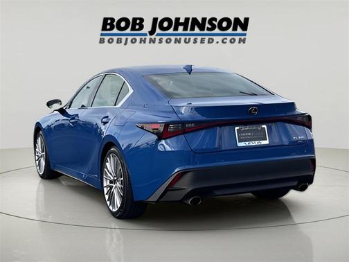 2022 Lexus IS 300 Base