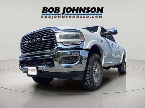 2022 RAM 2500 Laramie Crew Cab 4x4 6'4' Box
