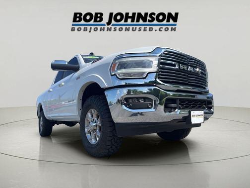 2022 RAM 2500 Laramie Crew Cab 4x4 6'4' Box