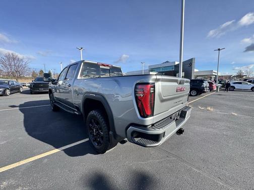2024 GMC Sierra 2500 AT4
