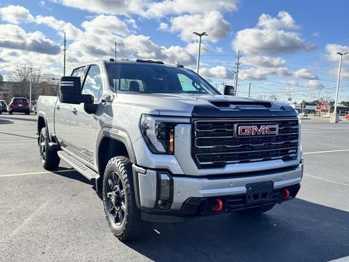 2024 GMC Sierra 2500 AT4