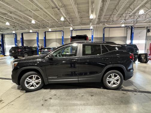 Ebony Twilight Metallic 2023 GMC Terrain SLE