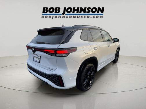 2025 Volkswagen Tiguan 2.0T SE R-Line Black 4MOTION