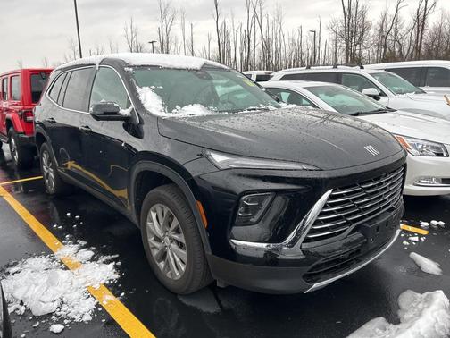 2025 Buick Enclave Preferred FWD