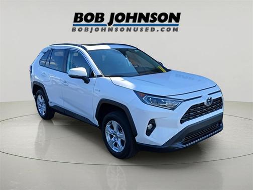 2021 Toyota RAV4 Hybrid XLE