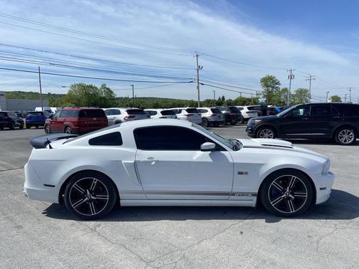 Oxford White 2014 Ford Mustang GT Premium