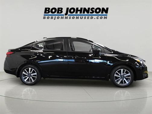 2023 Nissan Versa 1.6 SV