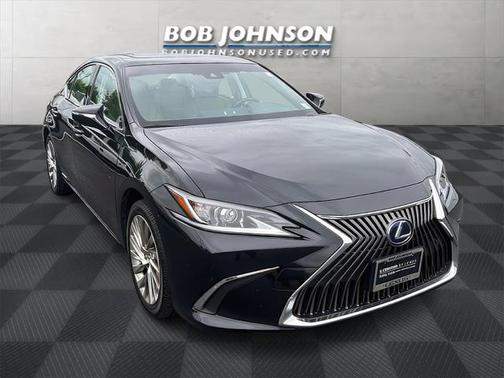 2019 Lexus ES 300h Luxury