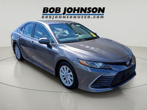 Predawn Gray Mica 2022 Toyota Camry LE