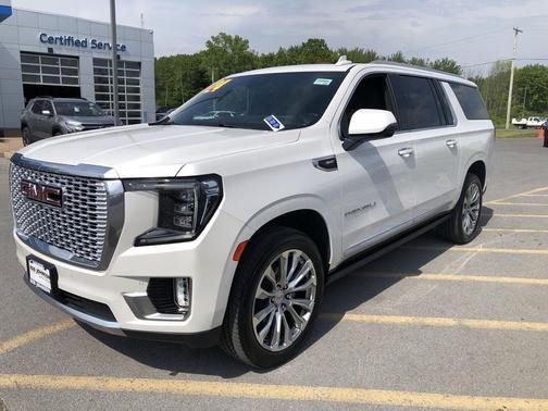 White Frost Tricoat 2024 GMC Yukon XL Denali